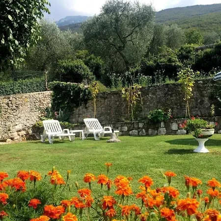 Nr, 2 Im Casa Mary Mit Balkon Und Seeblick Apartment Sommavilla