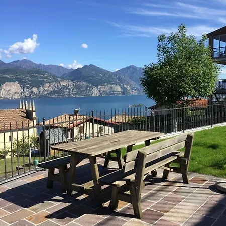 Nr, 2 Im Casa Mary Mit Balkon Und Seeblick Apartment Sommavilla