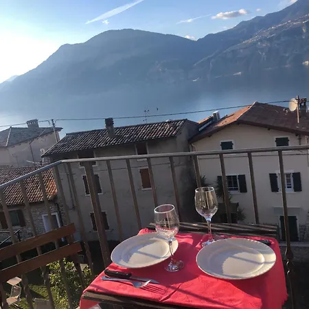 Nr, 2 Im Casa Mary Mit Balkon Und Seeblick Sommavilla